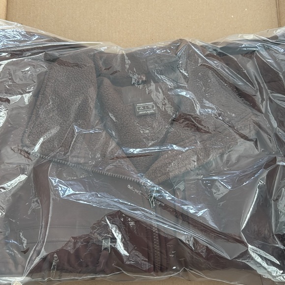 NWT The North Face x SKIMS 1995 RETRO DENALI FLEECE JACKET Size M in Cocoa - Picture 3 of 9